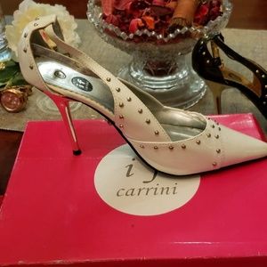 Cream studded pointed heel